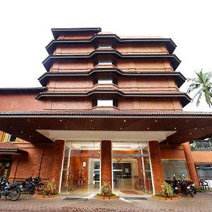 Hotel Park Residency